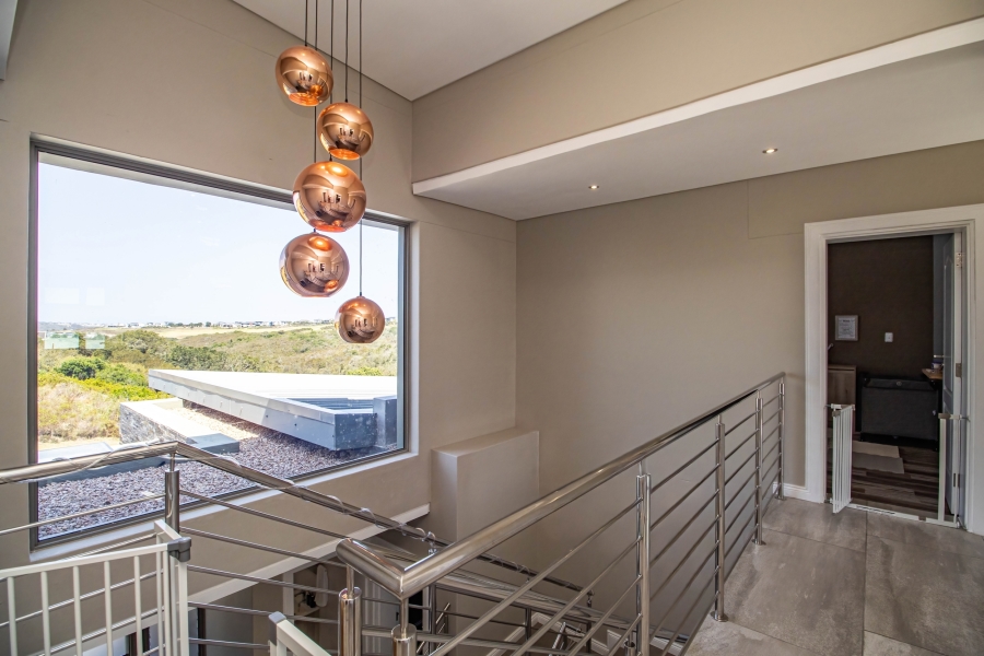 4 Bedroom Property for Sale in Oubaai Western Cape